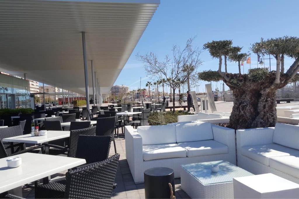 Superbe Appartement Pres De La Plage! サンタ・ポラ エクステリア 写真